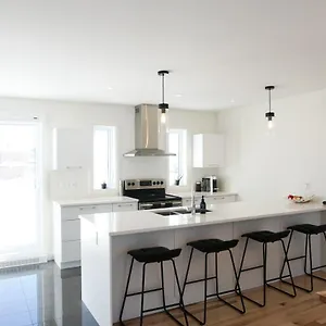 Le Citadin - Maison Neuve Moderne & Ensoleillee Villa Quebec City