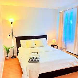 Private In The Heart Of The Apartment Vancouver